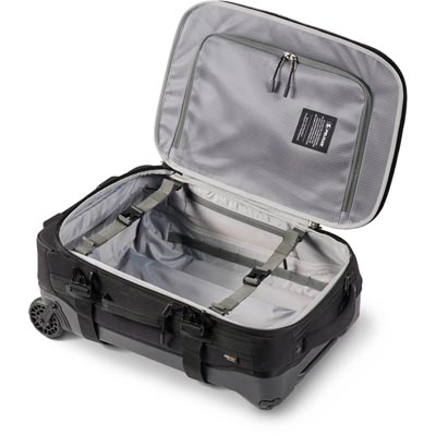 pelican aegis hy22 hybrid duffel interior black 01